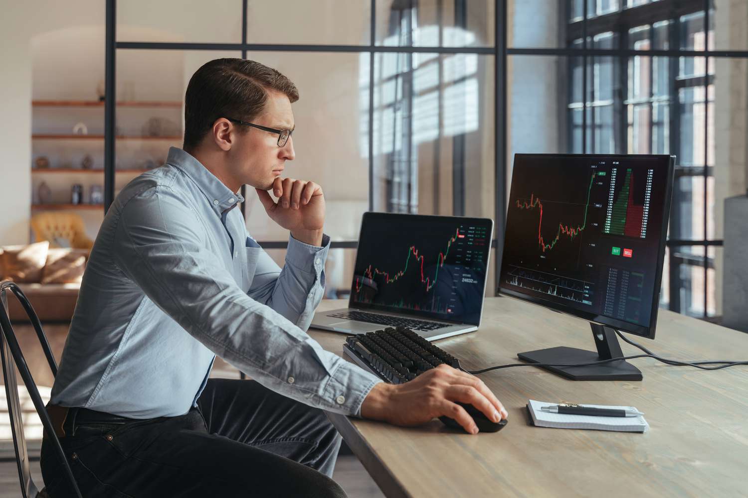 investor main